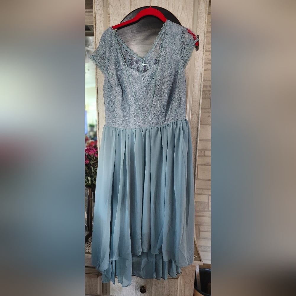 Zapala NWT Elegant Blue High / Low Lace Dress size XL